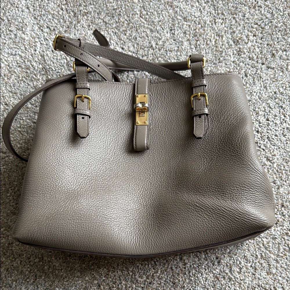 Bally Gray Leather Tote Structured Design